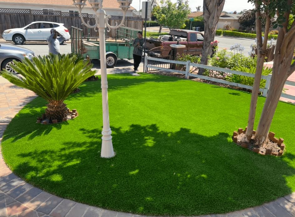 Lawn services by Javier Construction